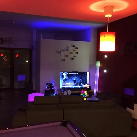 דירה Alex's Loft *